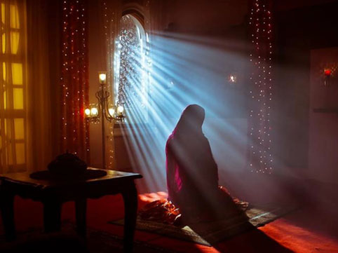 İlk müsəlman qadınlar elmi, ictimai və hərbi fəaliyyət sahələrində