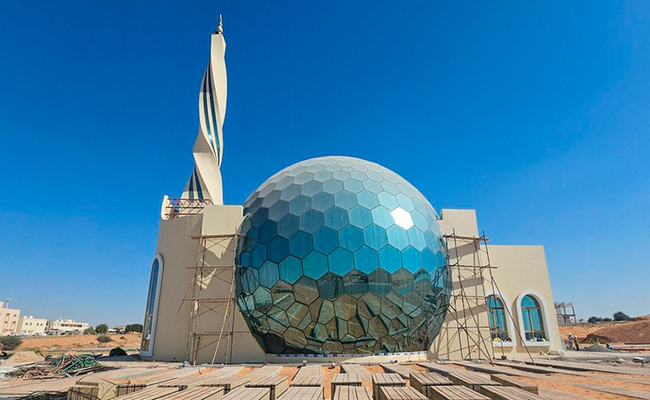 BƏƏ-də şüşə günbəzli məscidin açılışı